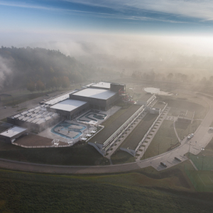 2016-10-14 aerofotografia akuapark aqapark chmury europa lidzbark lotnicze mazurskie mazury mgla park pejzaz plywalnia poland poranek slonca termy warmia warminski warminskie warminsko widok widoki wodny woj. warm-maz wojciech wojcik wschod www.fotowojcik.pl z lotu ptaka  2016101424